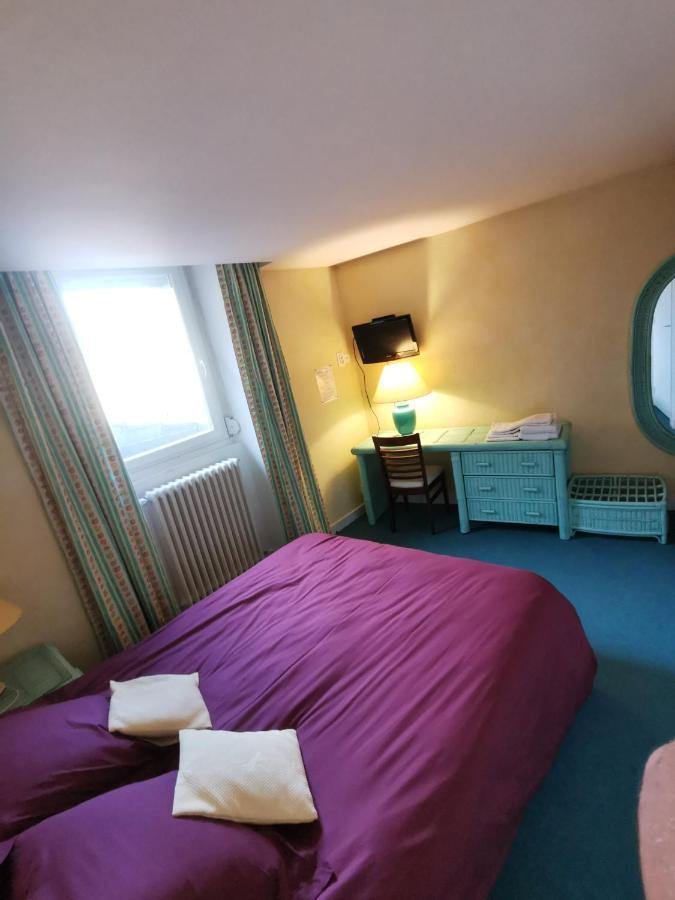L'auberge de St Julien Saint-Julien-de-Jonzy Extérieur photo