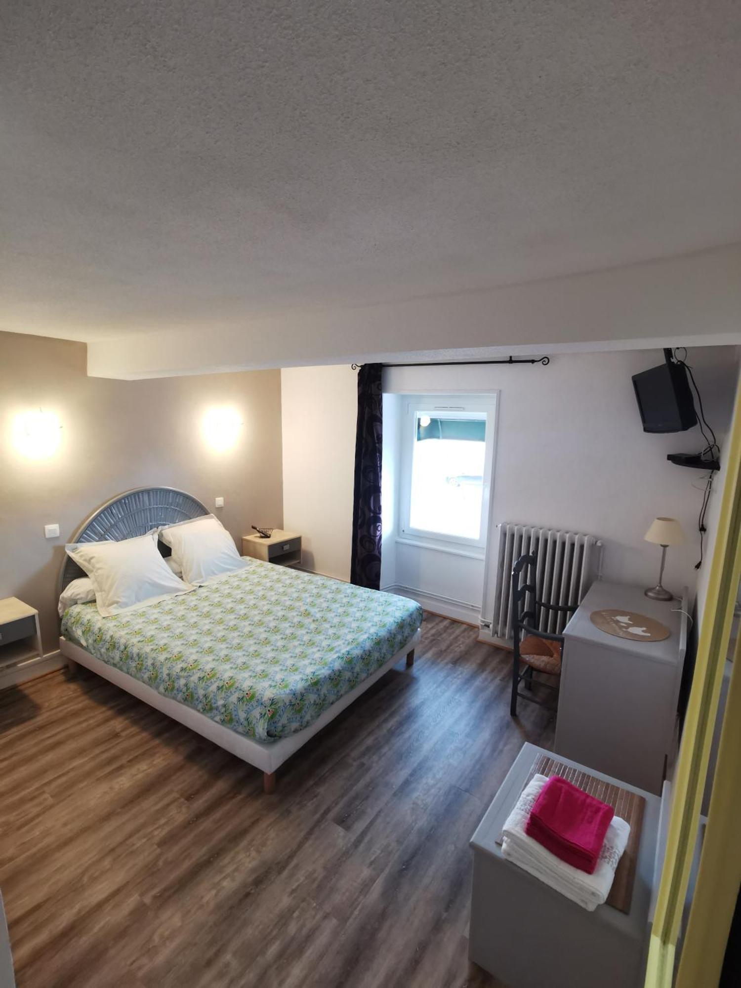 L'auberge de St Julien Saint-Julien-de-Jonzy Extérieur photo